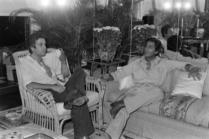 Valentino Garavani: &Eta; &zeta;&omega;ή &tau;&omicron;&upsilon; &laquo;&tau;&epsilon;&lambda;&epsilon;&upsilon;&tau;&alpha;ί&omicron;&upsilon; &alpha;&upsilon;&tau;&omicron;&kappa;&rho;ά&tau;&omicron;&rho;&alpha;&raquo; &tau;&eta;&sigmaf; &mu;ό&delta;&alpha;&sigmaf;, &mu;έ&sigma;&alpha; &alpha;&pi;ό &phi;&omega;&tau;&omicron;&gamma;&rho;&alpha;&phi;ί&epsilon;&sigmaf; &tau;&omicron;&upsilon;