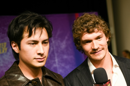 Heated Rivalry: Η συγγραφέας θεωρούσε τα μυθιστόρηματά της ακατάλληλα για τηλεοπτική μεταφορά. Τώρα όλοι μιλούν γι’αυτή τη σειρά