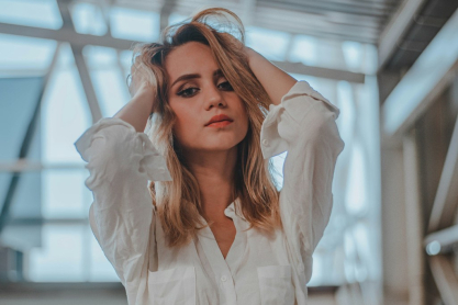 Χρόνια δυσκοιλιότητα: Οι 3 τροφές που μπορούν να σας ανακουφίσουν φυσικά