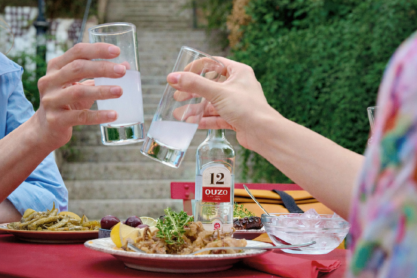 Beverage World: Ισχυρή χρονιά για το Ούζο 12 στην Ελλάδα
