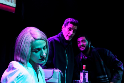 Είδα την παράσταση, που περιγράφει την κοινωνία μας με τον πιο ρεαλιστικό τρόπο - Είσαι έτοιμος να τα βάλεις με τον εαυτό σου;