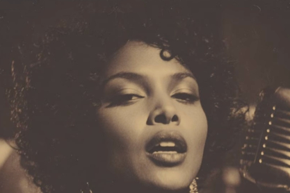 &Eta; &Sigma;&iota;έ&nu;&alpha; &Rho;ό&omicron;&upsilon;&zeta; &epsilon;ί&nu;&alpha;&iota; &tau;&omicron; &pi;&rho;ό&sigma;&omega;&pi;&omicron; &tau;&omega;&nu; &eta;&mu;έ&rho;&omega;&nu;: &Gamma;&iota;&alpha;&tau;ί &eta; &pi;&iota;&omicron; viral &tau;&rho;&alpha;&gamma;&omicron;&upsilon;&delta;ί&sigma;&tau;&rho;&iota;&alpha; έ&chi;&epsilon;&iota; &gamma;ί&nu;&epsilon;&iota; &theta;έ&mu;&alpha; &sigma;&upsilon;&zeta;ή&tau;&eta;&sigma;&eta;&sigmaf;;