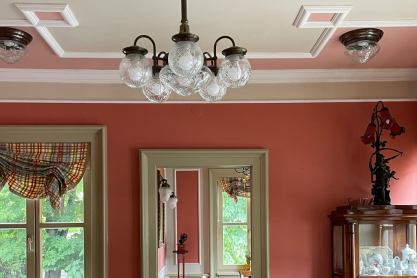 5 θησαυροί που πρέπει να κρατήσεις από το σπίτι της γιαγιάς σου