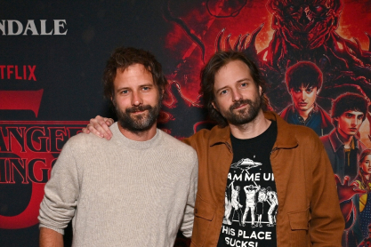 Stranger Things: &Chi;&rho;&eta;&sigma;&iota;&mu;&omicron;&pi;&omicron;ί&eta;&sigma;&alpha;&nu; &omicron;&iota; &alpha;&delta;&epsilon;&rho;&phi;&omicron;ί &Nu;&tau;ά&phi;&epsilon;&rho; &tau;&omicron; ChatGPT &gamma;&iota;&alpha; &tau;&omicron; &sigma;&epsilon;&nu;ά&rho;&iota;&omicron; &tau;&eta;&sigmaf; &pi;έ&mu;&pi;&tau;&eta;&sigmaf; &sigma;&epsilon;&zeta;ό&nu;;