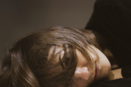 Οι νευροεπιστήμονες απορρίπτουν τη “μόδα της βαρέμαρας” - Γιατί η πλήξη δεν μας κάνει καλό 