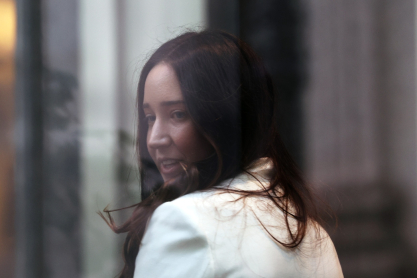 Τσάρλι Τζαβίς: H επιχειρηματίας που έκλεψε την ισχυρότερη τράπεζα του κόσμου