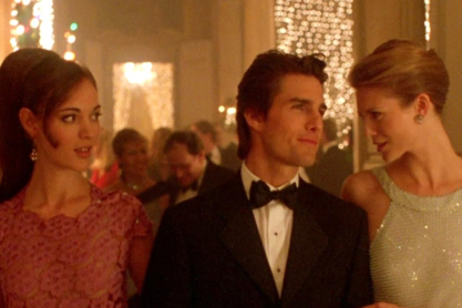 Γιατί οι συνωμοσιολόγοι του Έπσταϊν βλέπουν ξανά την ταινία Eyes Wide Shut;