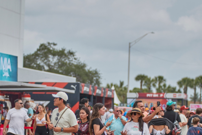 F1 - Γιατί αυξάνεται συνεχώς το γυναικείο κοινό