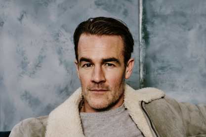 Οι τελευταίες ημέρες ζωής του Τζέιμς Βαν Ντερ Μπικ - Οι προσωπικές φωτογραφίες με τους φίλους του