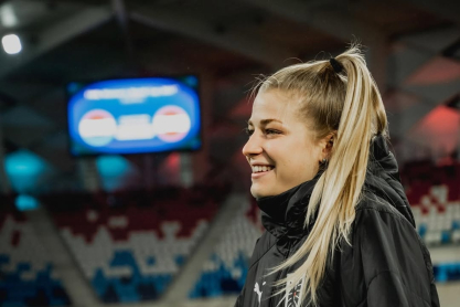 Ποδόσφαιρο γυναικών: Όταν συνέλαβαν τον κακοποιητή της Μαρί Χόμπινγκερ στις εξέδρες της Λίβερπουλ