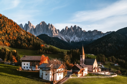 Viral χωριό στην Ιταλία λέει όχι στον τουρισμό της μίας ημέρας - «Καταστρέφουν τα πάντα για μία φωτογραφία»