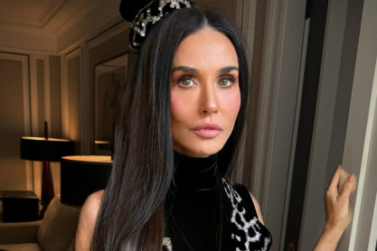 μακριά μαλλιά μετά τα 50