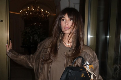 τι αφέλειες μου ταιριάζουν