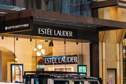 Deal δισεκατομμυρίων στα καλλυντικά: Η Estée Lauder συζητά εξαγορά της ισπανικής Puig