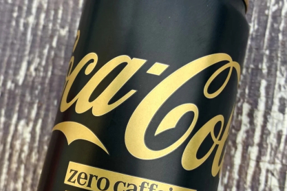 Coca-Cola Zero Χωρίς Καφεϊνη: Ίδια γεύση, ανανεωμένη εμπειρία