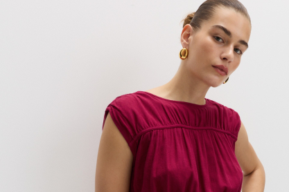 Trend Alert: Το soft volume γίνεται η νέα τάση της σεζόν που υπόσχεται διακριτικό ρομαντισμό και ευελιξία σε κάθε περίσταση