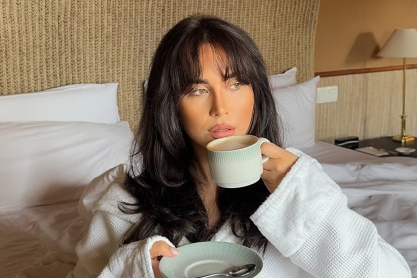 μασάζ προσώπου με gua sha