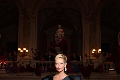 Η Αντριάνα Σκλεναρίκοβα κατηγορεί τον εν διαστάσει σύζυγό της για εκβιασμό και κακοποίηση - «Διέφυγα από τη βία, όμως με καταδιώκει»