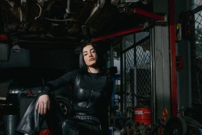 Η Ellize θα κάνει τα πάντα για να μην ξαναχάσει την Ελένη από τη μουσική της