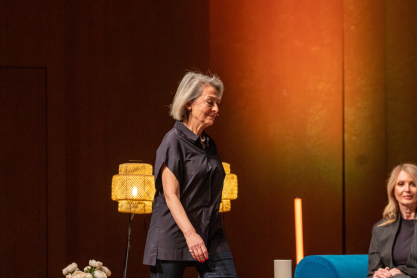 Juliette Armand στο «Είμαι Εδώ για Εσένα» 2026: Επαναπροσδιορίζοντας την ομορφιά με αυτοπεποίθηση και στοχευμένη δράση