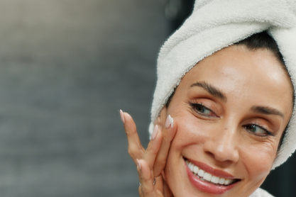 Ready to rewrite your skin's story? Το Serum Le Duo είναι αυτό που ψάχνεις