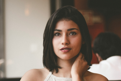 Αυτά τα 10 σημάδια επιβεβαιώνουν πως κάποιος σε τεστάρει υπογείως