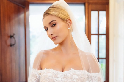 νυφικά χτενίσματα με πέπλο