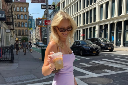 παστέλ λιλά νύχια