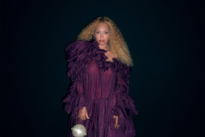 Η Μπιγιονσέ φόρεσε ένα από τα εμβληματικότερα φορέματα του οίκου Saint Laurent - Η iconic εμφάνιση