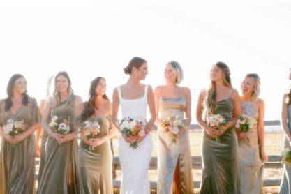 Wedding Style: Τα φλατ παπούτσια που μπορείς να φορέσεις σε έναν γάμο και θα απογειώσουν το look σου