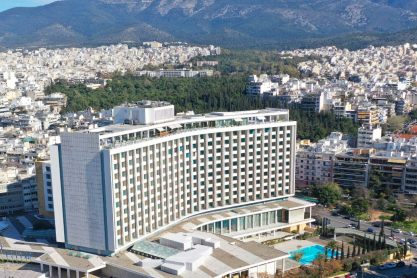 Από Hilton σε The Ilisian: Το εμβληματικό ξενοδοχείο επιστρέφει στο luxury hospitality