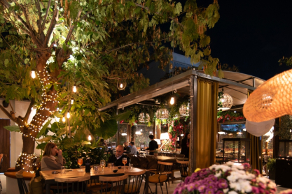 Από γάμους και βαφτίσεις μέχρι brand activations: Ο χώρος στην Αθήνα που δίνει ταυτότητα σε κάθε σου event