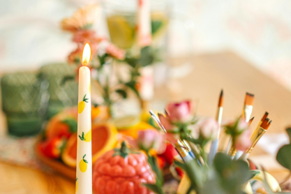 5 τρόποι να διακοσμήσεις και να φτιάξεις μόνη σου πασχαλινές λαμπάδες στο σπίτι