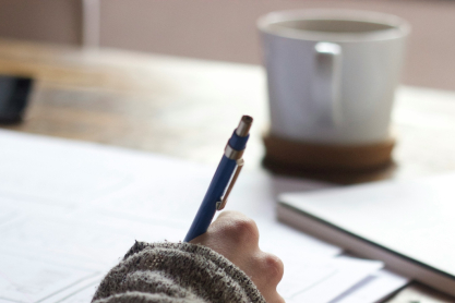 Της Μυρτώς ή της Μυρτούς: Αυτή είναι η εξήγηση για το πώς το γράφουμε σωστά