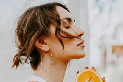 Μην πετάτε τη φλούδα πορτοκαλιού – Δείτε τι κάνει στην καρδιά και το έντερο σας