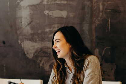 Quiet thriving: Η νέα τάση που αλλάζει την επιτυχία και βάζει την ισορροπία πάνω από την εξάντληση