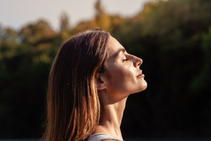 Πώς να προστατεύσετε την επιδερμίδα σας από τη φωτογήρανση με αντηλιακή φροντίδα