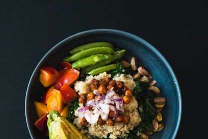 10 υγιεινά βραδινά σε 10 λεπτά που θα σου λύσουν τα χέρια