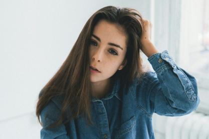 5 συμπεριφορές που δείχνουν ότι κάποιος υπερεκτιμά τη νοημοσύνη του