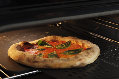 Pizza Night: Σου αποκαλύπτουμε το μυστικό που φτιάχνει πίτσα επιπέδου trattoria στο σπίτι