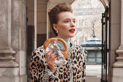 Η Chanel παρουσίασε την καμπάνια του Métiers d’Art 2026 -και ταξίδεψε στη Σεούλ για ένα ακόμη show