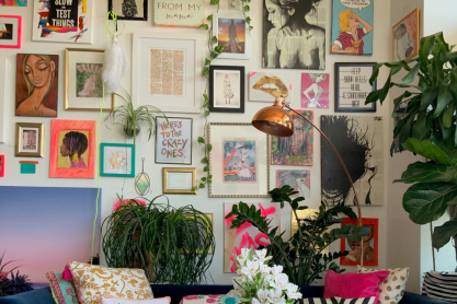 Πώς να στήσεις ένα gallery wall σαν interior designer