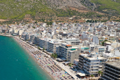 Λουτράκι: Μια απόδραση που τα έχει όλα