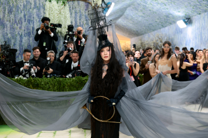 Met Gala 2026: Οι εμφανίσεις που δεν πέρασαν απαρατήρητες 