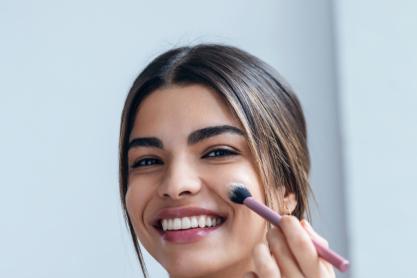 Beauty Routine: Τα 4 βασικά βήματα για φρέσκο και λαμπερό αποτέλεσμα