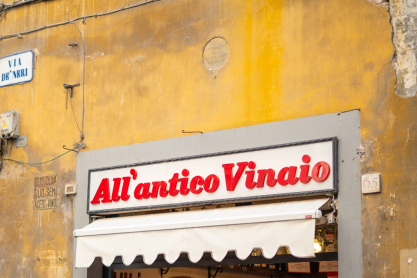 All’Antico Vinaio: Επισκεφθήκαμε το πιο διάσημο street food της Ιταλίας - Εκεί όπου οι τουρίστες στήνονται στις ουρές για μία φοκάτσια 