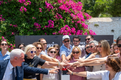 Το Spetses Mini Marathon γιορτάζει! 15 χρόνια Ιστορίας που άλλαξαν τον χάρτη του αθλητικού τουρισμού στην Ελλάδα