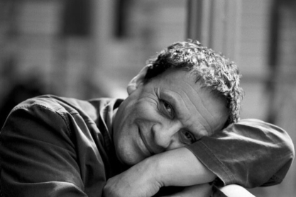 Azzedine Alaïa: Έρχεται η πρώτη μεγάλη αναδρομική έκθεση για το έργο του στις ΗΠΑ