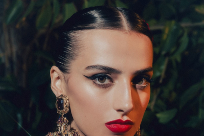Alta Moda: Tα Beauty Looks της νέας συλλογής Dolce & Gabbana αναδεικνύουν τη μοναδική κομψότητα των υφασμάτων