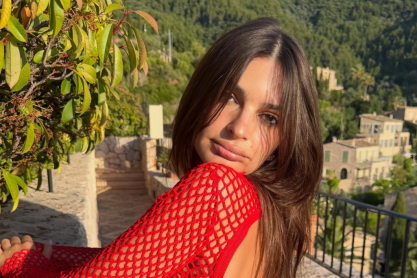 Η Έμιλι Ραταϊκόφσκι φόρεσε το μπικίνι της και δεν ήμασταν έτοιμοι γι’ αυτό